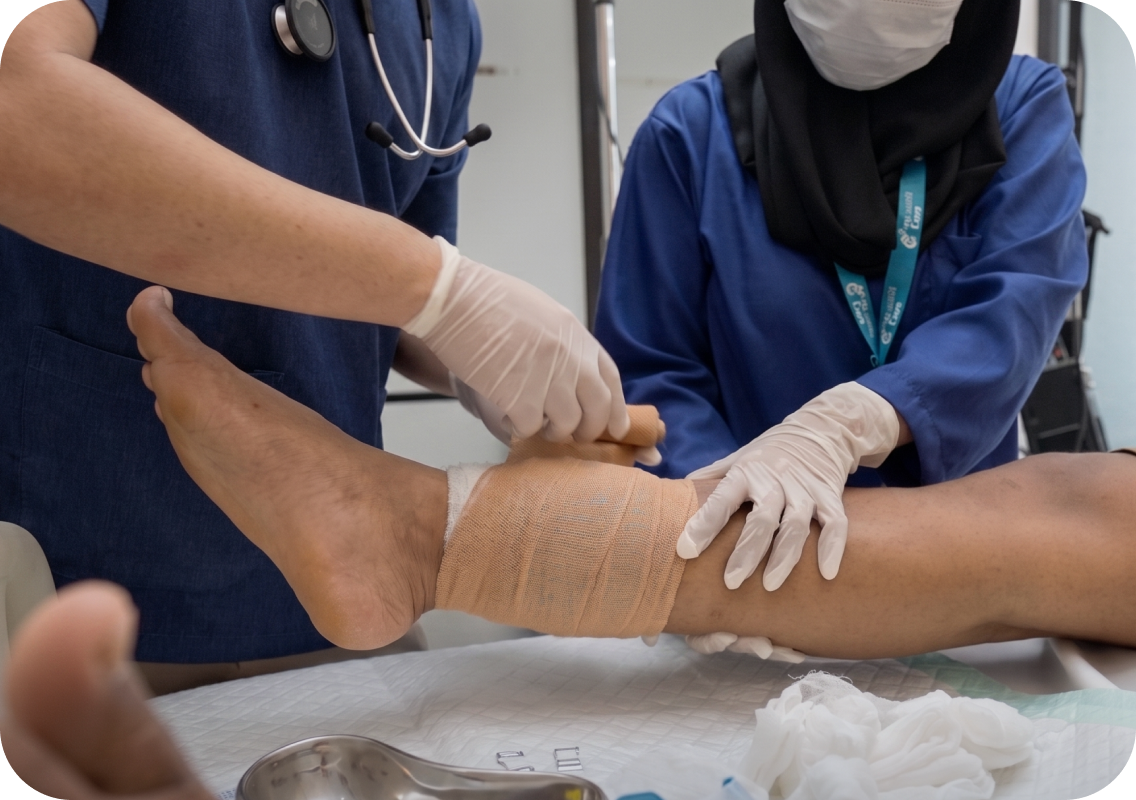Health - Medical professionals providing care